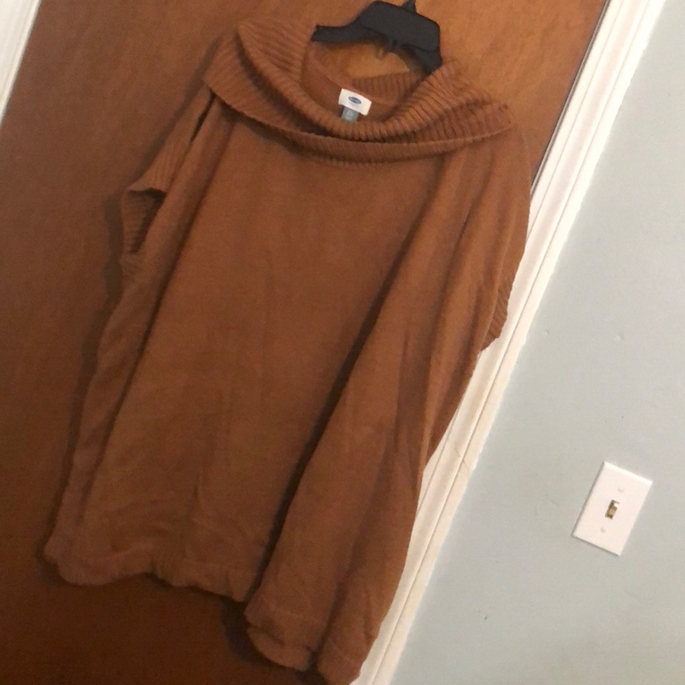 Old navy tan cowl neck long sweater. Worn once!